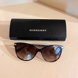 Women’s Burberry Sunglasses